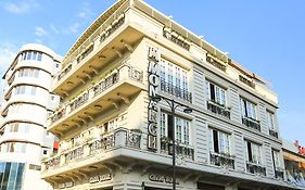 Hotel Monarch